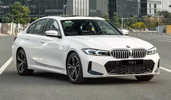 Sau X3, sẽ đến lượt BMW 3-Series tăng giá niêm yết tại Việt Nam, không còn rẻ hơn Mercedes C-Class