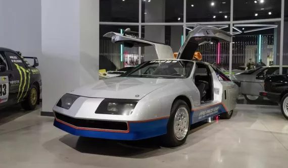 Cận cảnh Dodge Turbo Charger chưa 1 lần được nhìn thấy trên dây chuyền sản xuất