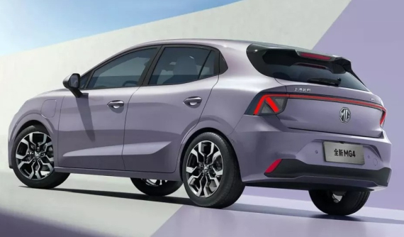 MG4 EV nhận hơn 11.000 đơn đặt hàng trong 24 giờ, bản pin bán rắn ra mắt sau