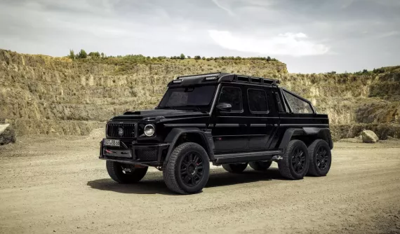 Rõ ràng chiếc Mercedes-AMG G63 độ Brabus này không dành cho khách Việt, chưa thuế đã hơn 31 tỷ đồng