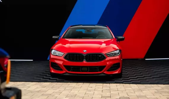 Chi tiết BMW M850i Edition M Heritage 2026: Lời tạm biệt cho dòng xe 8-Series G15, sản xuất giới hạn 500 xe