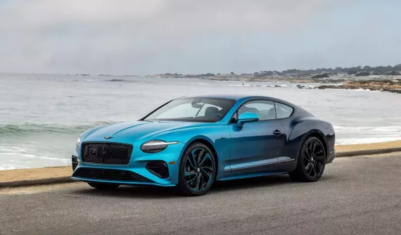 Cùng xem chiếc xe Bentley được xử lý với màu sơn mờ Ombre by Mulliner đầy nghệ thuật