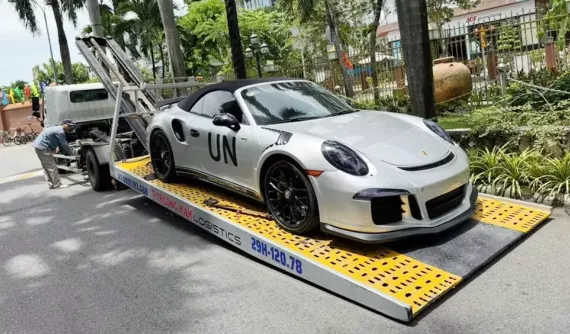 Porsche 911 Turbo S Cabriolet 991.1 độc nhất Việt Nam của "Qua" Vũ tái xuất
