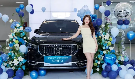 Geely bàn giao chiếc xe Trung Quốc tiền tỷ Monjaro cho nữ ca sỹ Chi Pu