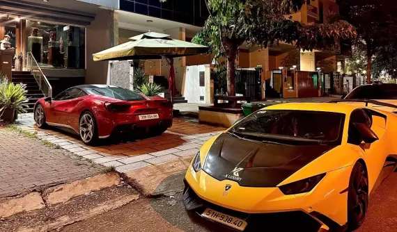 Cặp đôi siêu xe đẹp mắt xuất hiện cùng nhau: Lamborghini Huracan mang gói độ siêu khủng