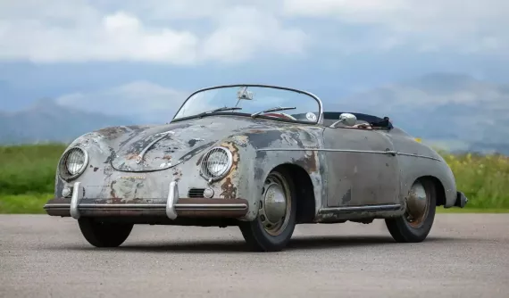 Phát hiện Porsche 356 đời 1955 bị quên trong kho thóc hơn 60 năm, giá trị phải nửa triệu USD, bạn biết làm gì rồi đấy?