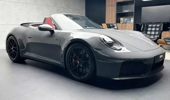 Đánh giá nhanh Porsche 911 Carrera 4 GTS Cabriolet 2025 duy nhất Việt Nam: Giá lăn bánh đủ mua siêu xe