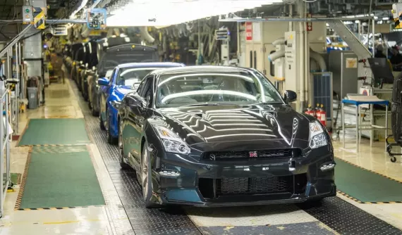 Nissan GT-R cuối cùng rời khỏi dây chuyền sản xuất, 18 năm khép lại 1 huyền thoại xe JDM dành cho thế giới