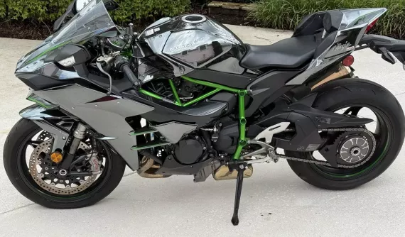Biker tự tin rao bán Kawasaki Ninja H2 2015 của mình đến 25.000 USD, chỉ rẻ hơn bản 2025 khoảng 7.000 USD