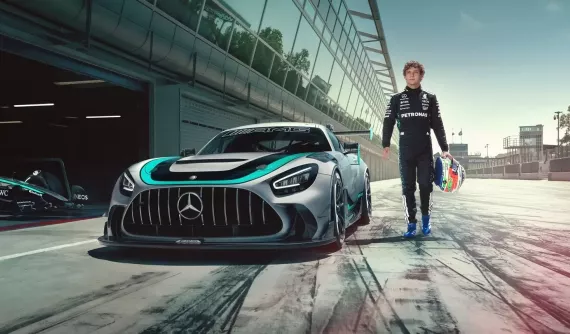 Chi tiết xe đua Mercedes-AMG GT2 Edition W16 Customer mới ra mắt