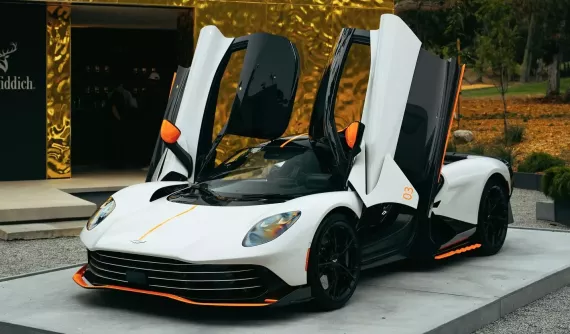 Aston Martin Valhalla sản xuất dành cho khách hàng đây rồi: Siêu phẩm gần 1 triệu USD