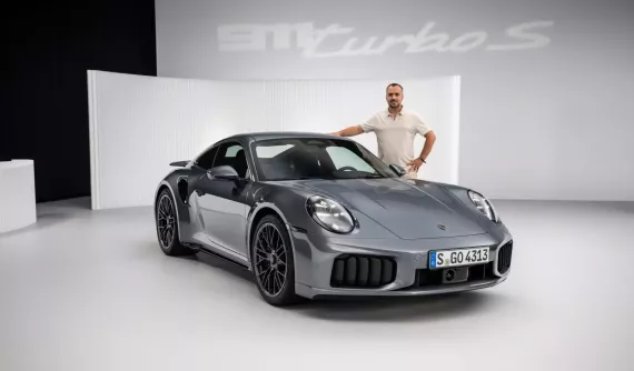 Porsche 911 Turbo S 992.2 ra mắt: Tinh hoa hội tụ với công suất tận 701 mã lực