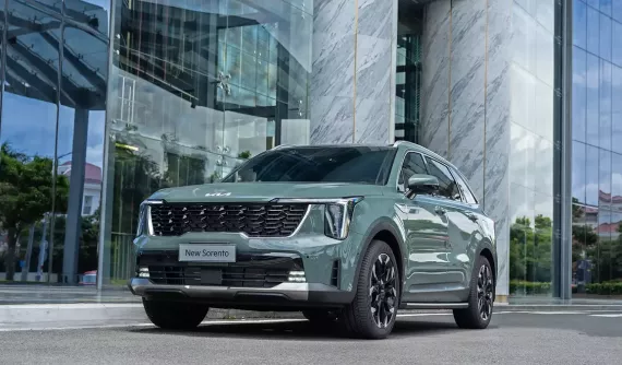 Kia Sorento đời mới chính thức ra mắt Việt Nam, thiết kế và trang bị "xịn" hơn, giá từ 1,25 tỷ đồng