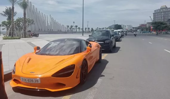 Hot tiktoker bị bắt gặp lái McLaren 750S Spider gần 30 tỷ đồng dạo phố biển Vũng Tàu