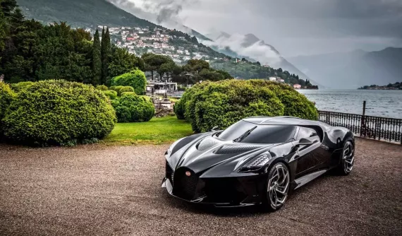 Bugatti La Voiture Noire có giá đến 310 tỷ đồng được mang ra đấu giá kín: Chỉ khách được mời mới có cơ hội