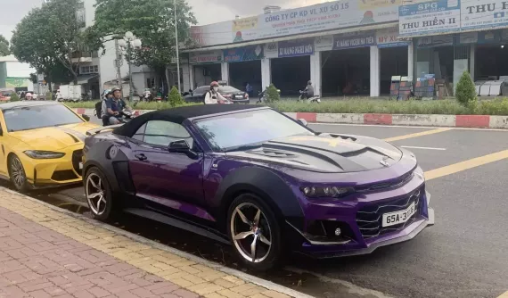 Chevrolet Camaro mui trần biển tứ quý 3 của đại gia Cần Thơ xuất hiện ở Vũng Tàu