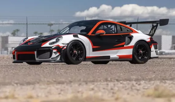 Câu chuyện đằng sau chiếc Porsche 911 GT2 RS Clubsport siêu hiếm này sẽ khiến bạn thích thú