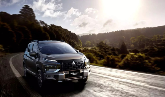 Mitsubishi Xpander & Xpander Cross mới: Nâng cấp toàn diện, giá không đổi
