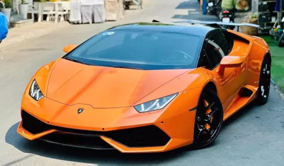 Lamborghini Huracan LP610-4 giờ có giá rẻ như xe siêu sang