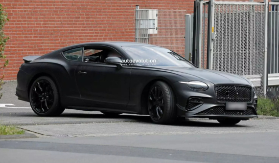 Bentley sẽ giữ lại máy xăng sau khi nhiều hãng nhận ra điện khí hóa 100% là sai lầm