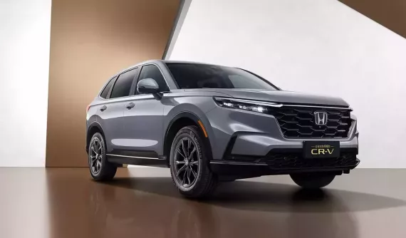 Honda CR-V ra mắt phiên bản kỷ niệm 30 năm, thêm màn hình cảm ứng lớn hơn