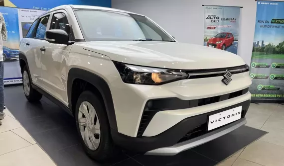 Suzuki Victoris "bán chạy như tôm tươi", nhận hơn 25.000 đơn đặt hàng sau chưa đầy 1 tháng