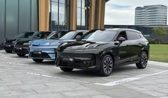 Lynk & Co 08 sắp bán ở Việt Nam trong tháng 10 được nâng cấp từ thiết kế đến trang bị