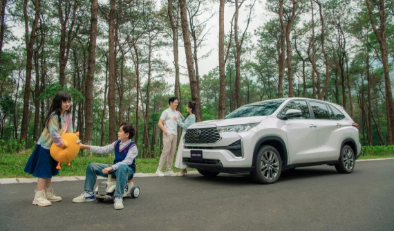 Sở hữu mẫu xe mang "mệnh" trụ cột, Innova Cross được nhiều khách hàng săn đón