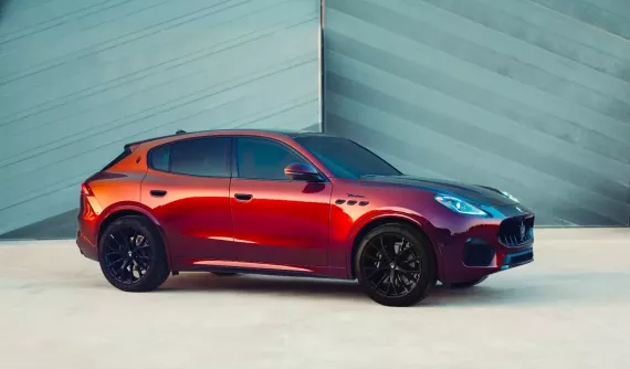 Chi tiết Maserati Grecale Tributo Il Bruciato: "Chai rượu vang" đắt đỏ bậc nhất thế giới