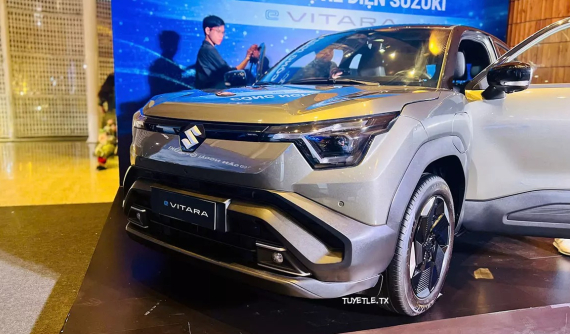 Xe điện Suzuki e Vitara bất ngờ được trưng bày tại Việt Nam, nếu bán sẽ cạnh tranh với VinFast VF 6