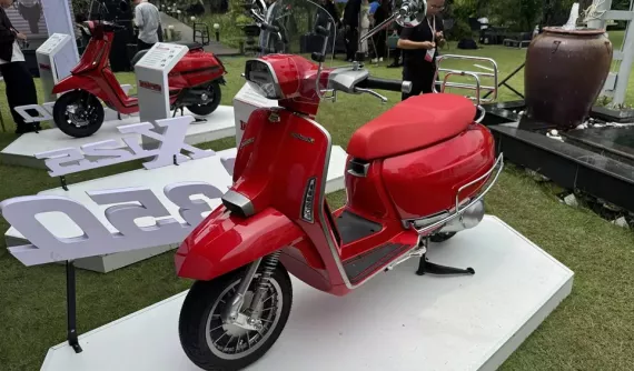 Khám phá Lambretta G350 giá 170 triệu đồng: Thách đấu với Vespa GTS 300 và Honda SH350i