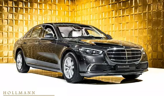 Cứ tưởng như Mercedes-Benz S-Class bình thường nhưng hóa ra chiếc xe này "đụng vào phỏng tay"