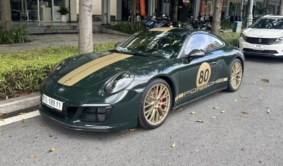 Hàng hiếm Porsche 911 991 xuất hiện tại Tp.HCM với ngoại thất đậm chất xe đua