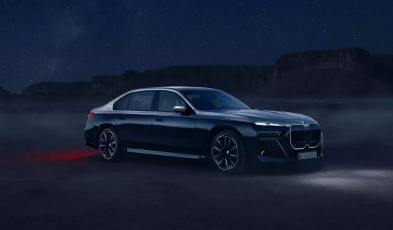 Soi kỹ BMW 7 Series Suhail 2026 chỉ dành riêng cho thị trường Trung Đông