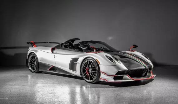 Chi tiết siêu phẩm Pagani Huayra cuối cùng sản xuất: Chiếc xe có giá hơn 7.000 đô la cho mỗi mã lực
