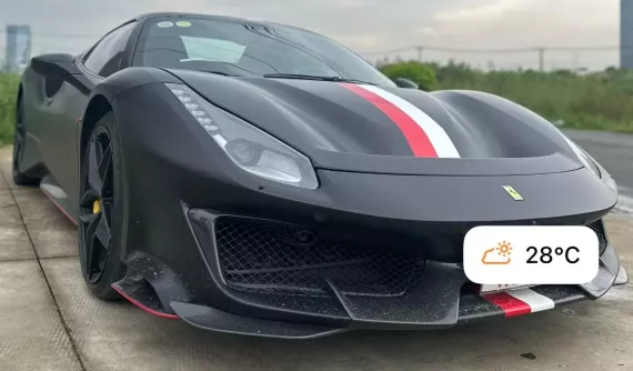 Ferrari 488 Pista Spider màu lạ bất ngờ xuất hiện tại Tp.HCM: Phải chăng là xe thứ 4 âm thầm về Việt Nam?