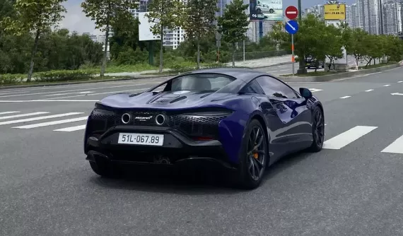 McLaren Artura Spider sở màu sơn tím độc đáo của doanh nhân Tp.HCM