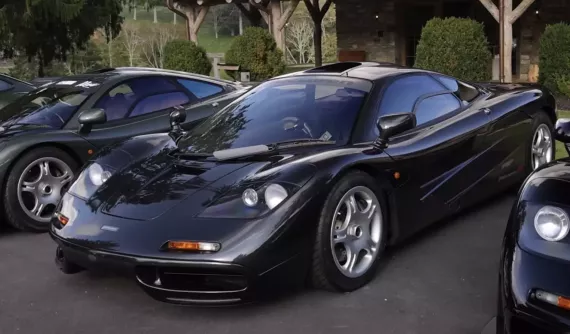 Thú vị với xe McLaren F1 số 003: Trùm cuối McLaren bị vợ ép bán, con trai bị mẹ bắt hủy hôn ước