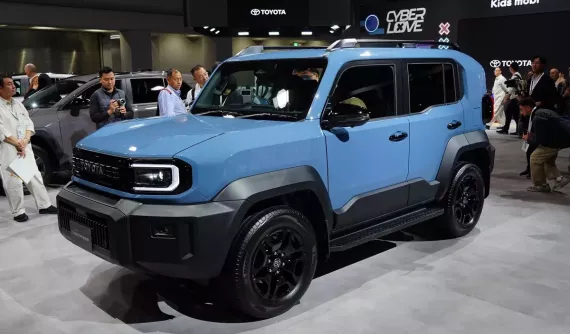 SUV cỡ nhỏ Toyota Land Cruiser FJ được xác nhận sẽ bán ở Việt Nam, giá có thể cao hơn Fortuner