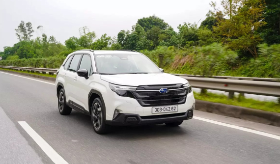 Subaru Forester thế hệ mới chính thức ra mắt Việt Nam, nhập Nhật, giá từ 1,3 tỷ đồng