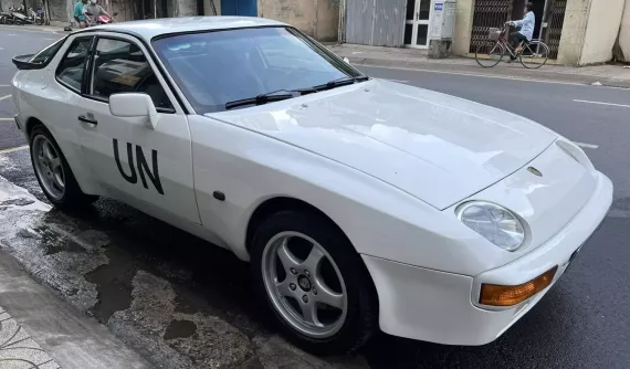 Porsche 944 phá cách của nhà sưu tập xe tại Việt Nam: Vốn dĩ đã có xe "zin" thì xe thứ 2 phải cho lạ nhưng đẹp