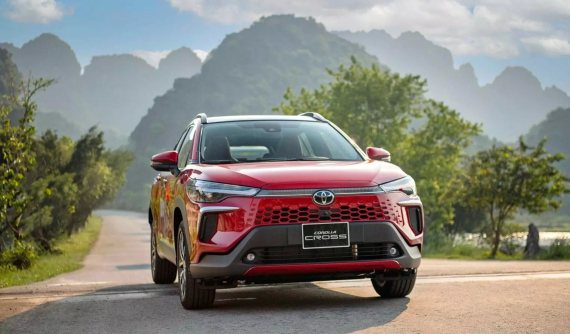 Toyota Việt Nam triệu hồi hơn 7.500 xe để cập nhật phần mềm điều khiển đồng hồ táp-lô