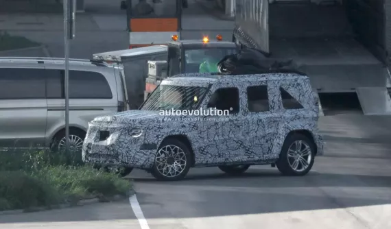 "Tiểu" Mercedes-Benz G-Class EQ 2027 lần đầu tiên bị bắt gặp ngoài đường