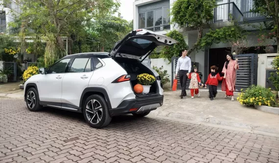 Toyota “chốt hạ” năm 2025 bằng loạt ưu đãi lớn đến hơn 150 triệu đồng