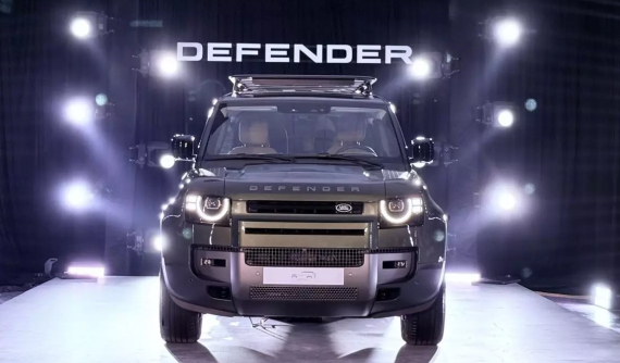 Land Rover Defender 2026 ra mắt tại Việt Nam: Nâng cấp giữa vòng đời, giá hơn 6,3 tỷ đồng