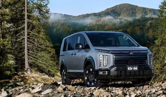 Mẫu MPV việt dã kỳ lạ của Mitsubishi không có thế hệ mới trong suốt gần 19 năm nhưng vẫn cháy hàng