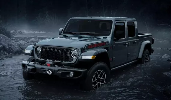 Chi tiết Jeep Gladiator Shadow Ops mang phong cách quân đội