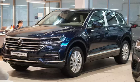 Volkswagen Touareg được giảm giá đến 330 triệu để hút khách cuối năm