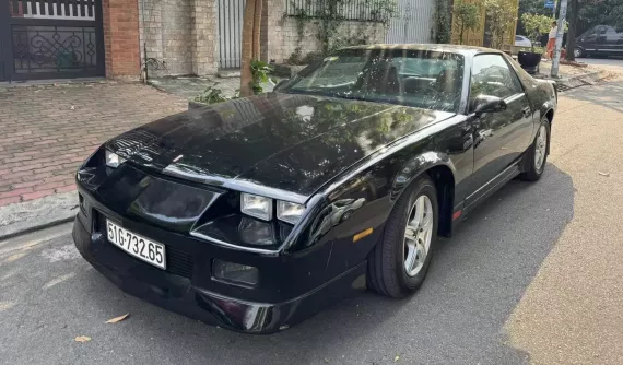 Xe thể thao hàng hiếm Chevrolet Camaro 1989 bất ngờ tái xuất