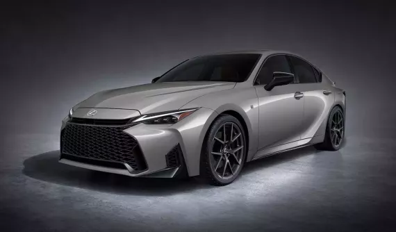 Lexus IS 2026 được công bố với mức giá không hề rẻ